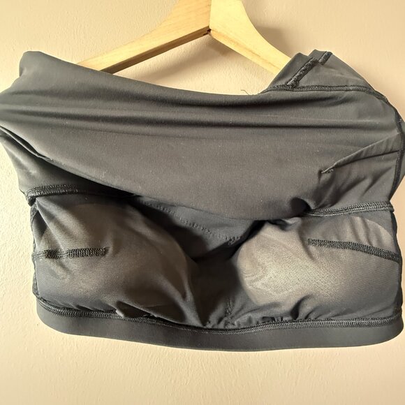 Women's 10 Lululemon Align Asymmetrical Black Bra - Picture 6 of 7